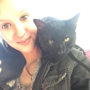 Meet your Posher, Brittany